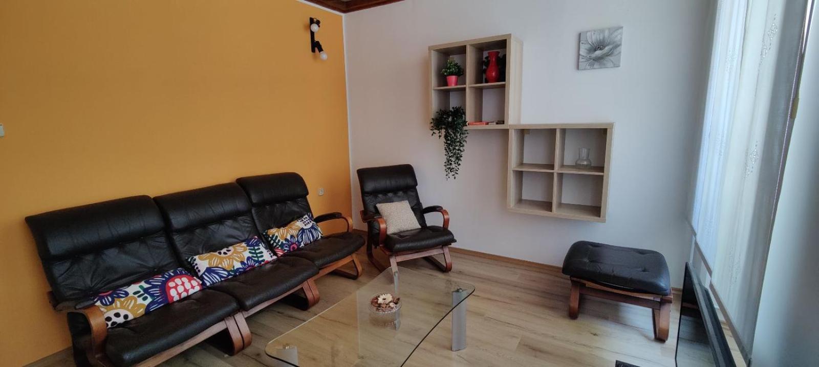 Apartma 2000 โทลมิน ภายนอก รูปภาพ